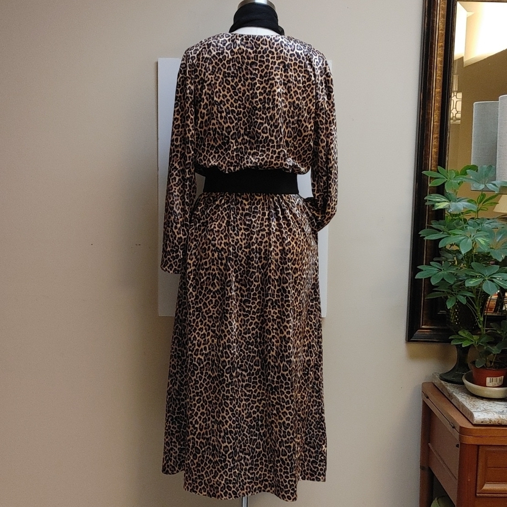 VTG Ruth Norman New York Velour Animal Print Caftan M/L - Picture 9 of 17